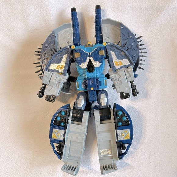 Transformers Supreme Class Cybertron Primus Unicron Action Figure. Incomplete. - Picture 9 of 13